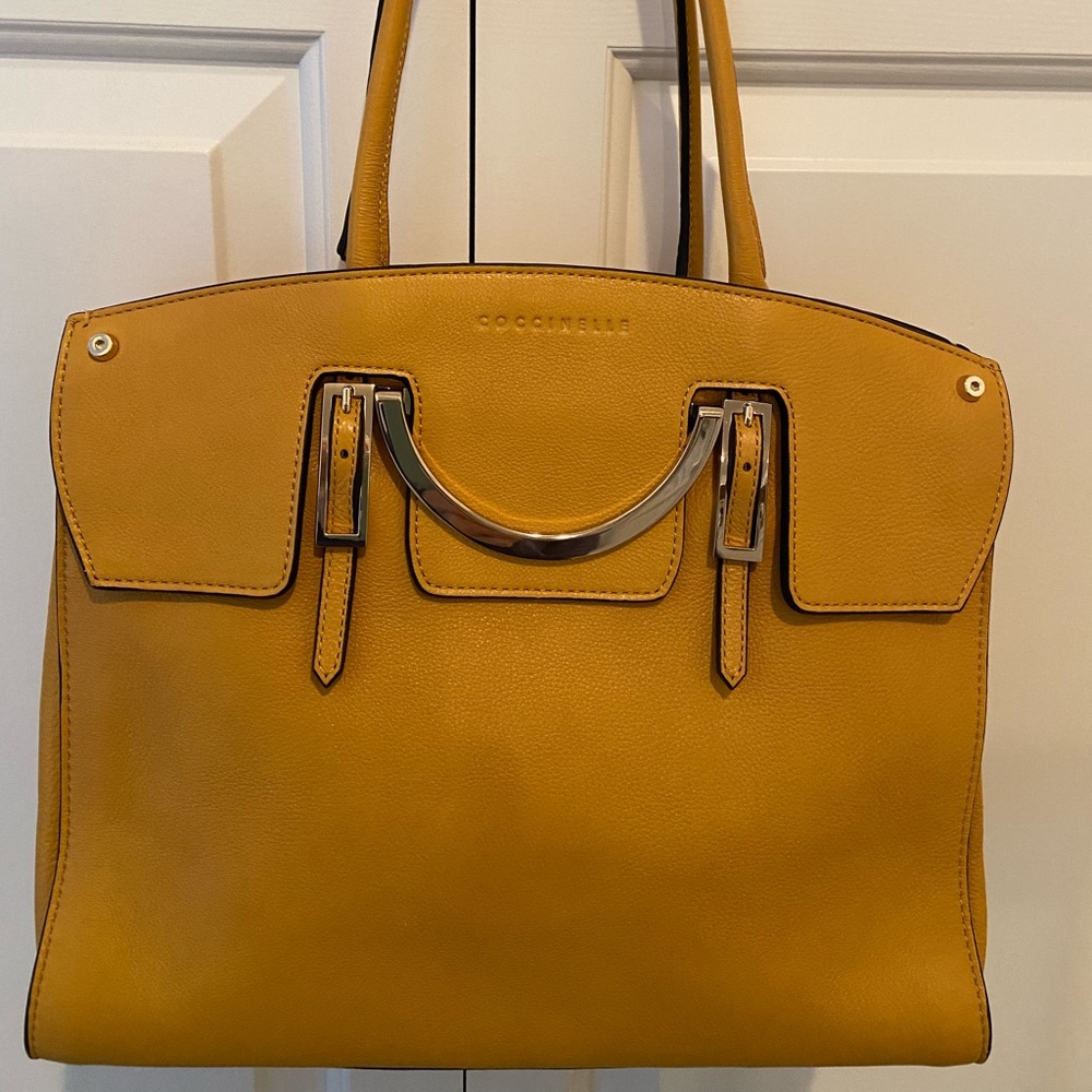NWOT Coccinelle Italian Designer Leather Large Tote Handbag